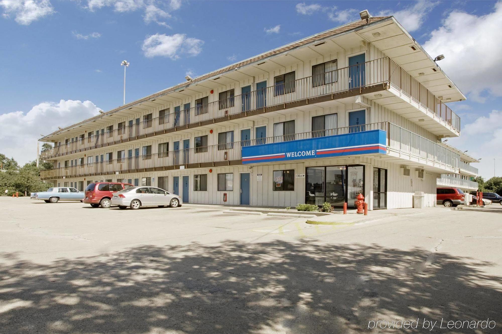 Travel Inn Шаронвілл Екстер'єр фото